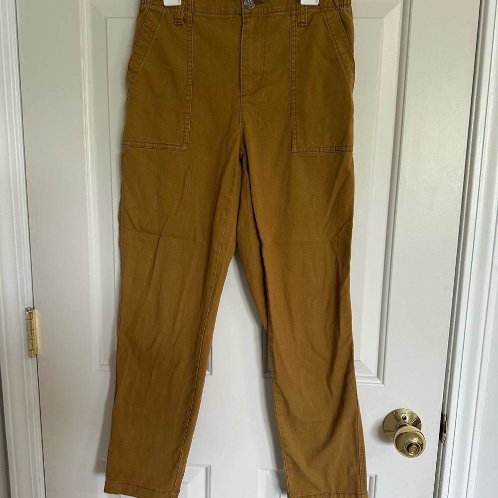 Old Navy Tan Jeans Classic Style